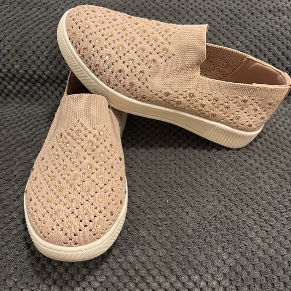 Girls sonoma sneakers - Picture 3 of 7